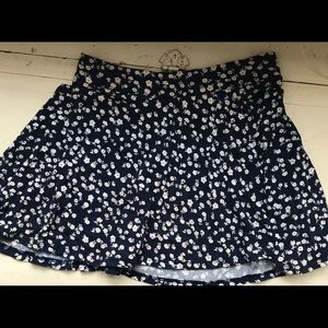 Forever 21 GIRLS Navy skirt - Size L
